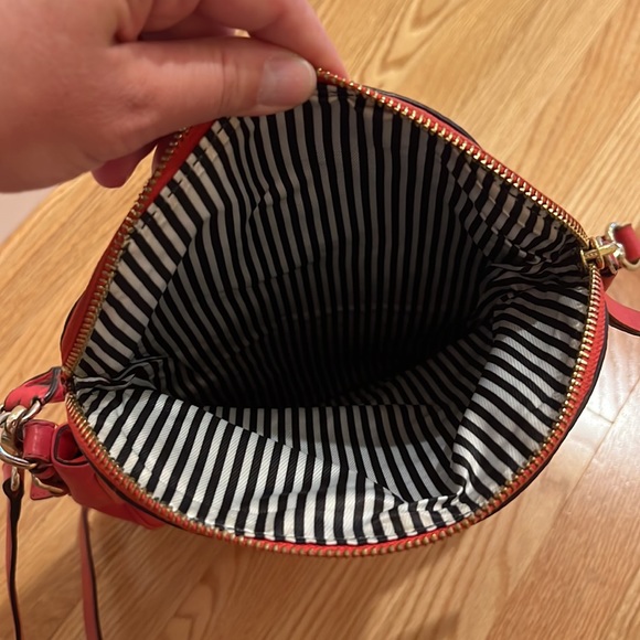 Kate Spade Crossbody - Picture 3 of 10